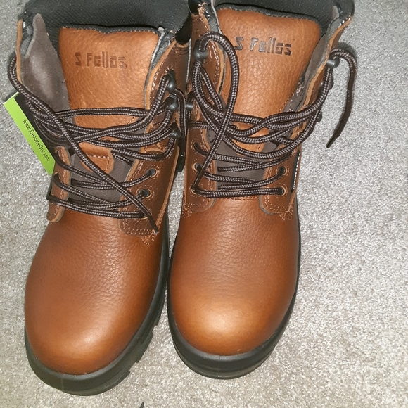 Work Boots - Picture 2 of 6